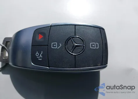 2022 Mercedes-Benz Glb 250 4Matic z USA, uszkodzony, nr VIN W1N4M4HB2NW254213